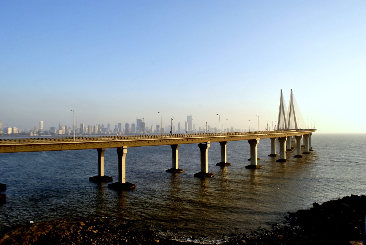 5 Reasons to Visit Mumbai