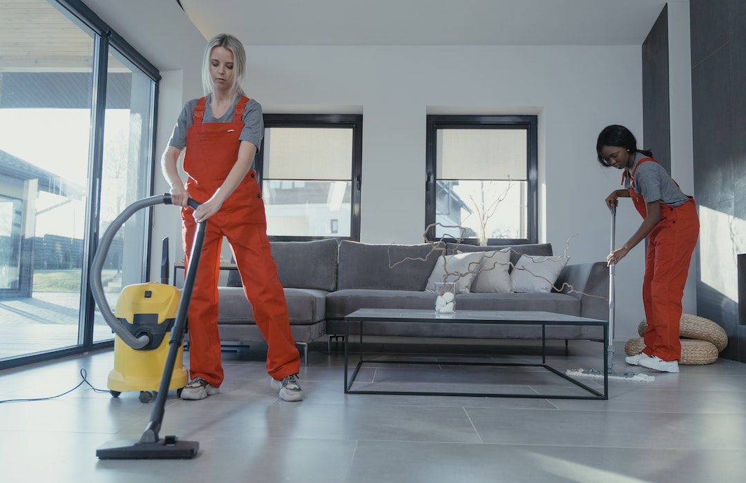 How To Start A Cleaning Business: The Basics
