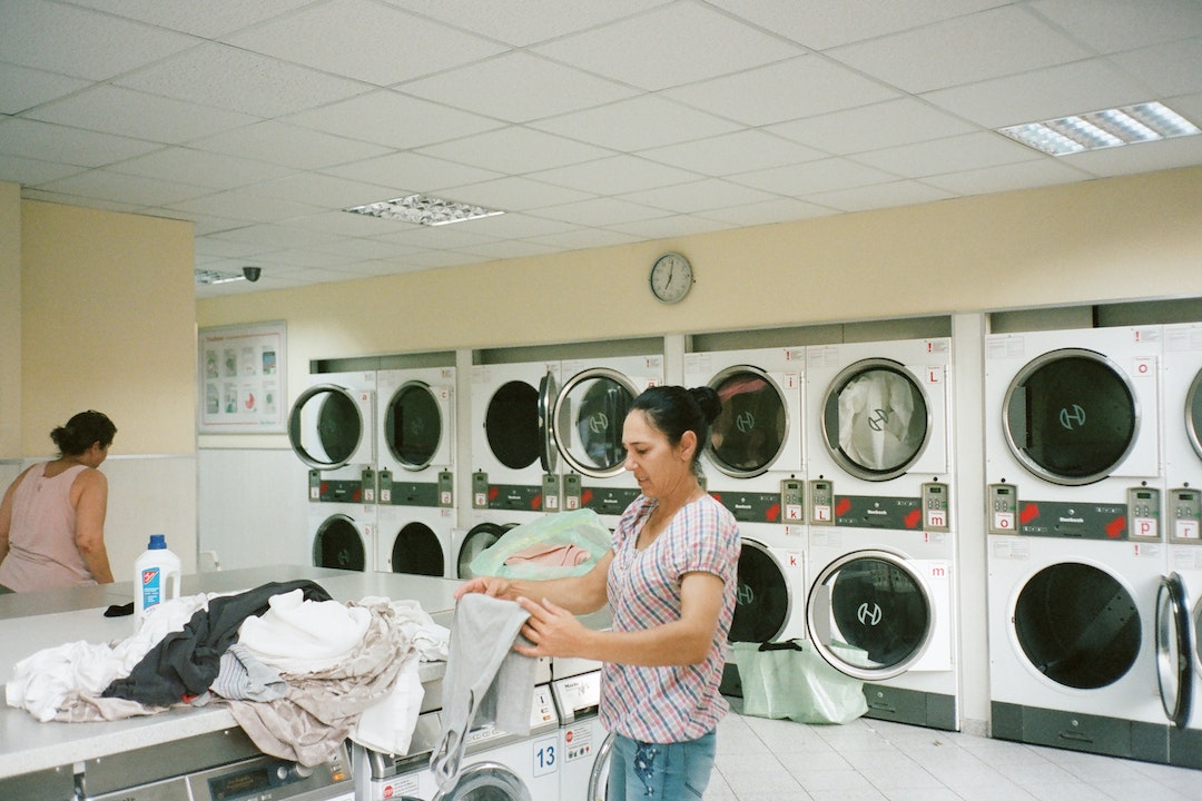 How to Start a Laundromat Business With No Money