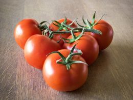 5 Health Benefits of Tomatoes