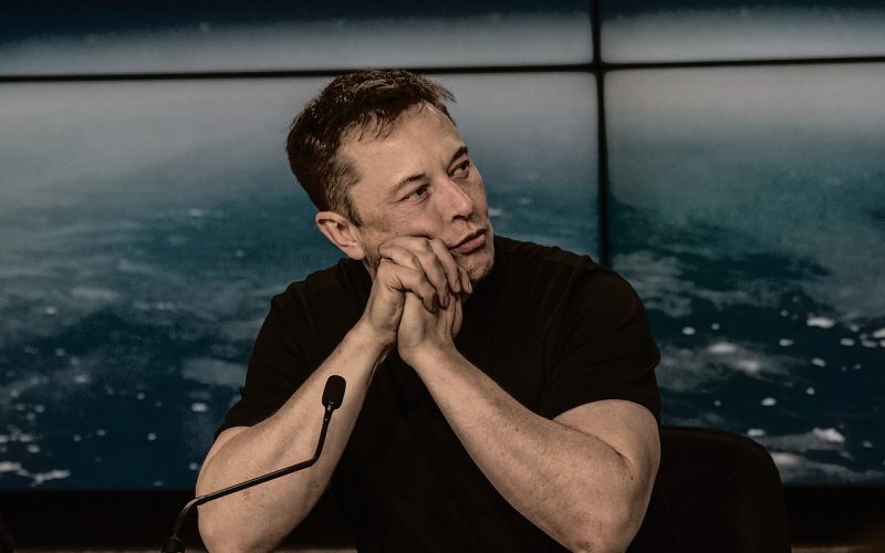 Musk says Twitter feud with Apple boss 'resolved'