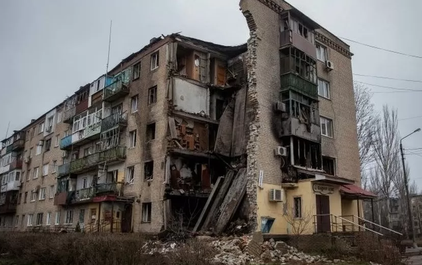 Ukraine's Zelensky visits the frontline city of Bakhmut