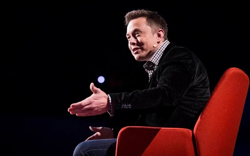 How does Elon Musk Motivate his Employees