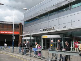 Luton Airport envisions growth with 32M passenger expansion