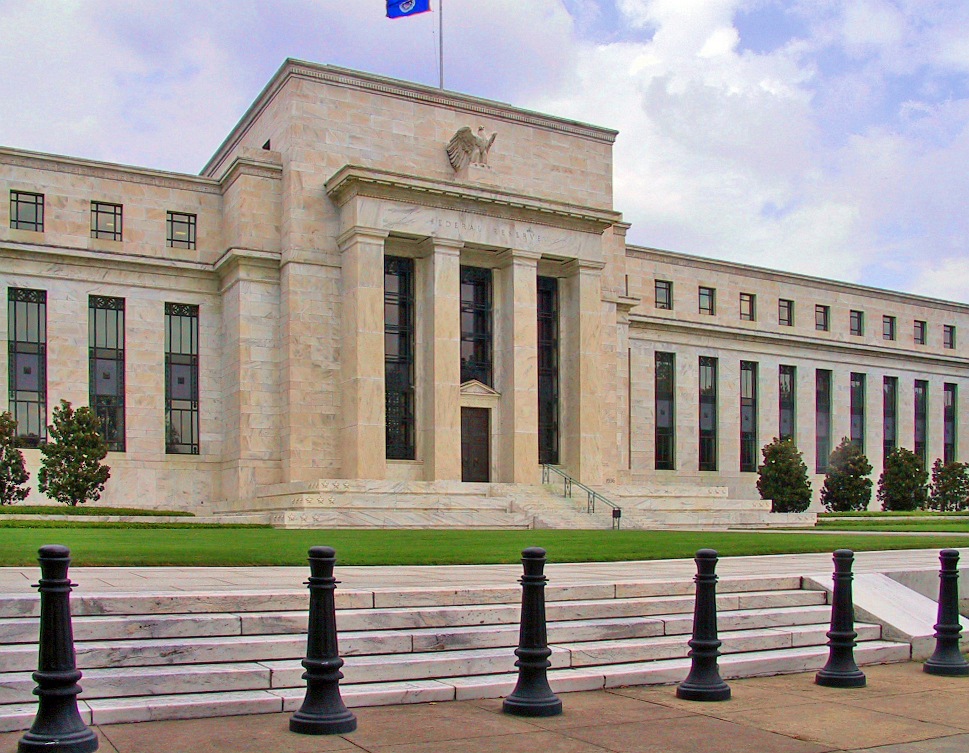 US Federal Reserve adjusts interest rate hike amid inflation slowdown