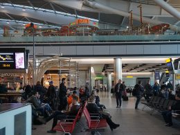 Heathrow Easter Travel Disrupted by 10-Day Staff Walkout