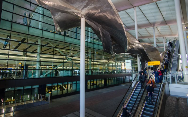 Regulator orders Heathrow to decrease fees for travelers