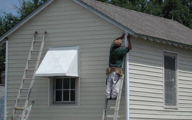 From Idea to Business: Starting Your Siding Company