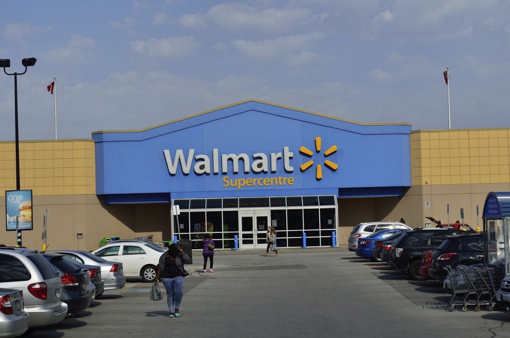 Grocery Store Showdown: Walmart vs Whole Foods