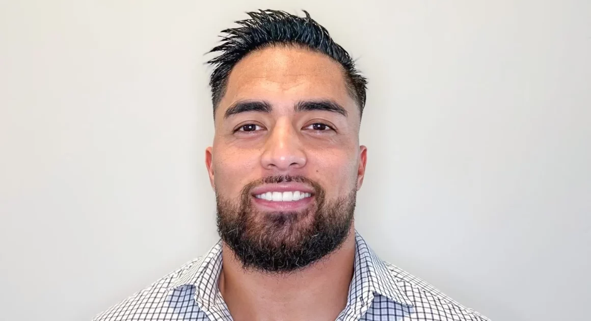 Manti Te'o's net worth: A look at his earnings and investments.