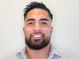 Manti Te'o's net worth: A look at his earnings and investments.